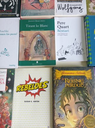 Libros infantiles y juvenils catalan/castellano