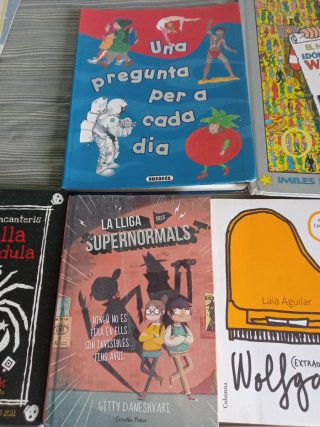 Libros infantiles y juvenils catalan/castellano
