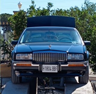 Cadillac Dorado bierritz v8  1990