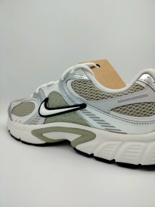 Nike v5 RNR Spruce Fog Metallic Silver