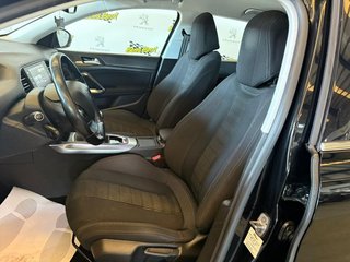 Peugeot 308 5p Allure 2.0 BlueHDi 150 SE PUEDE VER Y PROBAR EN SENRA SPORT (PEUGEOT) DUMBRIA