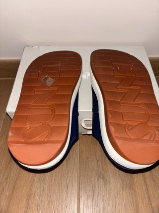 Sandalias Sunnei Azul y Blanco