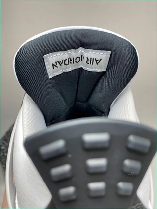 Air Jordan 4 Retro Oreo Talla 38