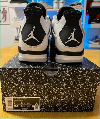 Air Jordan 4 Blanco Negro Talla 44