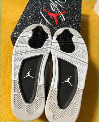 Air Jordan 4 Blanco Negro Talla 44