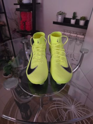 Nuevas Mercurial Amarillas Precio negociable