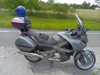 Honda Deauville NT 700 Gris
