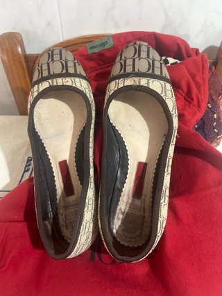 Zapatos CH y bolso Musgo