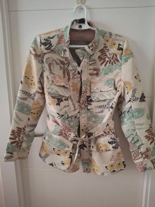 Chaqueta militar vintage estampada