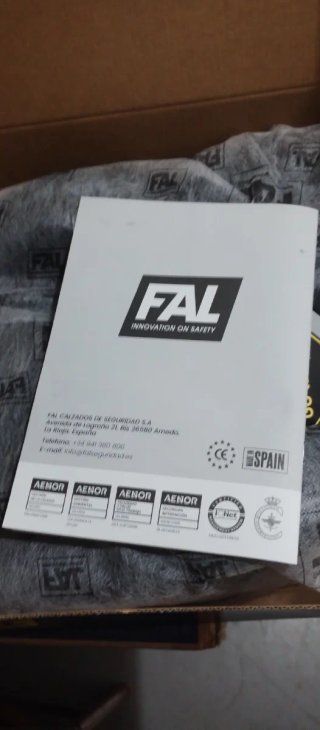 Botas Seguridad FAL PWT900 Negras