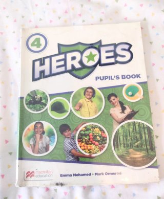 HEROES LEVEL 4 PUPIL'S BOOK