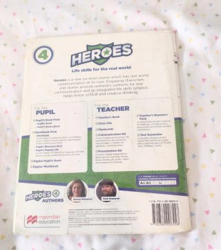 HEROES LEVEL 4 PUPIL'S BOOK