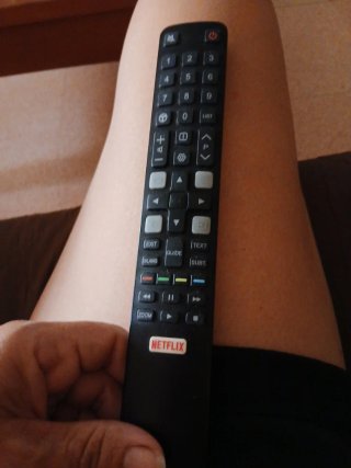 Televisión con HDMI, USB y LAN THOMSON
