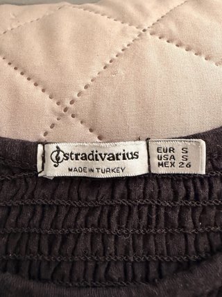 3 Tops Básicos XS/S Zara y Stradivarius
