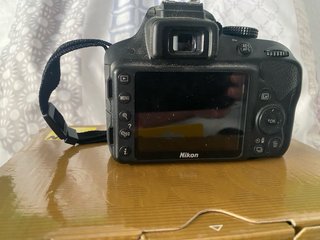 Cámara Nikon D3300 + Accesorios