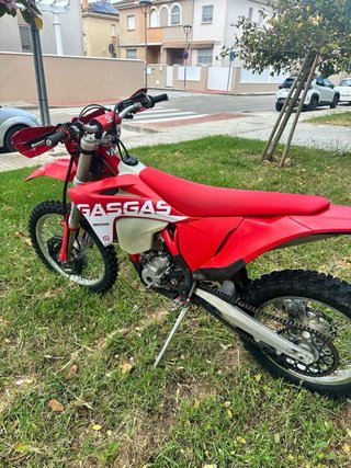 GASGAS 350 4t Enduro Roja