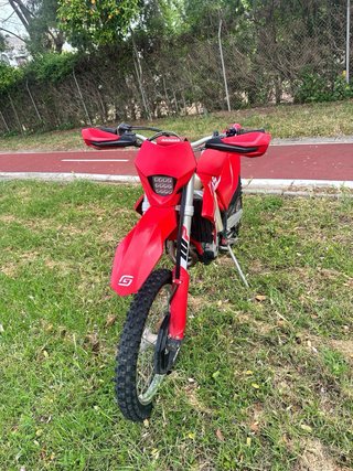 GASGAS 350 4t Enduro Roja
