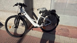 Bicicleta Eléctrica Blanca