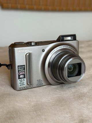 Nikon Coolpix S9100 Cámara Digital Gris