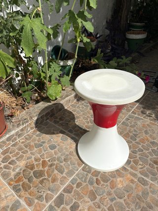 Taburete Masonet Mid Century Rojo/Blanco
