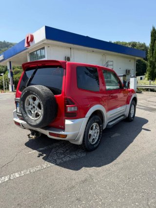 Mitsubishi Montero 2002