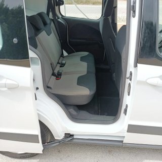 Ford Tourneo Courier 2020