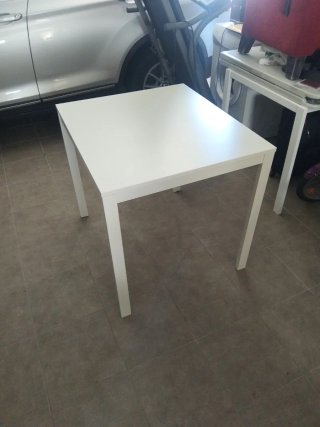 Mesa extensible blanca