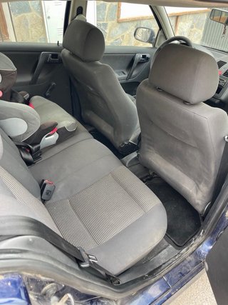 Volkswagen Polo Azul