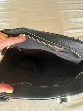 Bolso negro de mano (NUEVO)