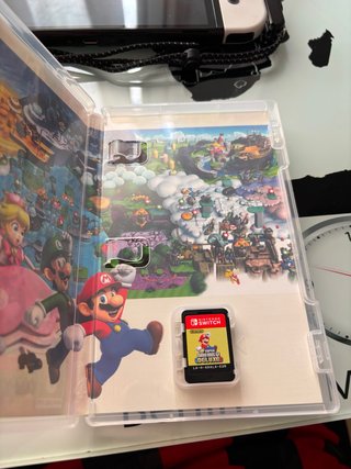 Nintendo Switch OLED + 5 Juegos