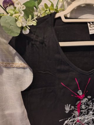 Camiseta ROLY Dirty Colorr negra gráfica talla M