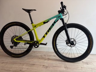 Trek Supercaliber 9.8 XT Gen 1