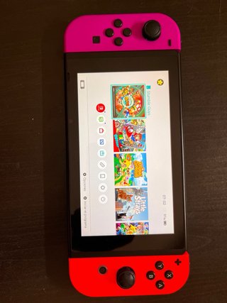 Nintendo Switch Rosa y Rojo