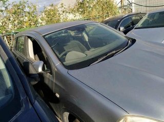 Nissan 1354946 89071064 piloto trasero qashqai j10