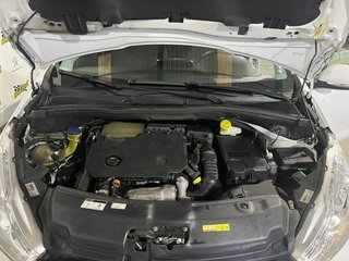 Peugeot 208 208 xad