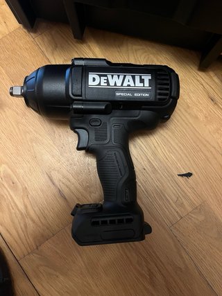 Maletín DeWalt Edición Especial McLaren
