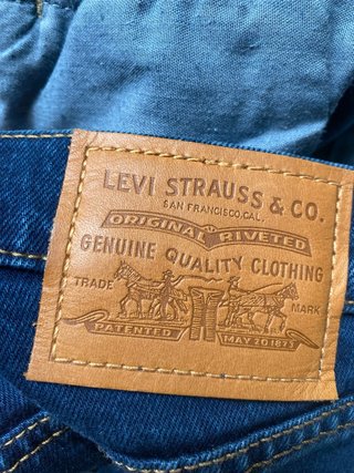 Shorts Levi's Azules