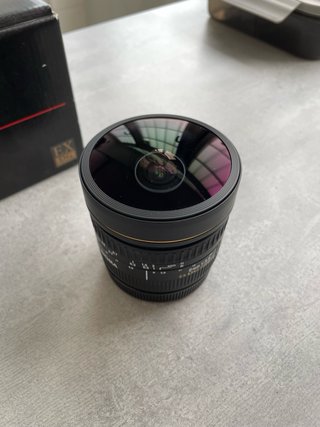Sigma 8mm F3.5 EX DG Fisheye