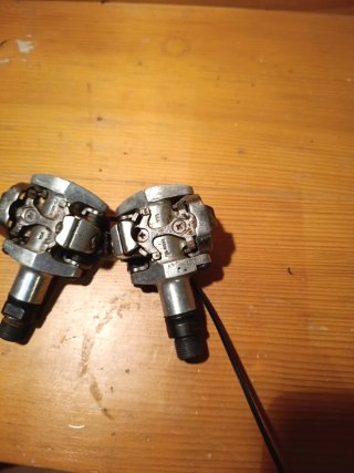 Pedales Shimano PD-M505
