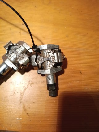 Pedales Shimano PD-M505