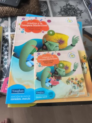 Lote 10 Libros Infantiles Vaughan con CDs