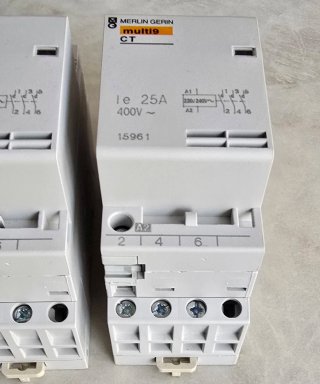 3 Contactores Merlin Gerin multi9 CT 25A/3 polos