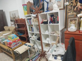 Estantería madera y plástico