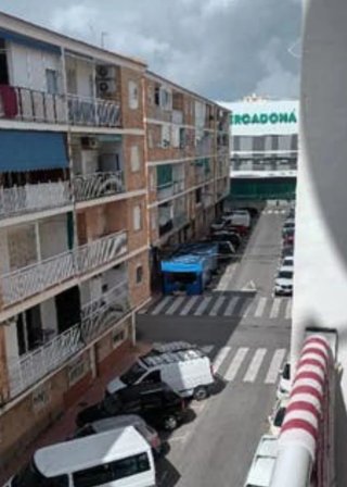 Se alquila 2 habitaciones