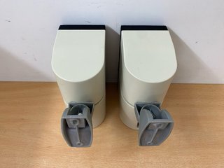2 Altavoces Bose Doble Cubo con soportes pared