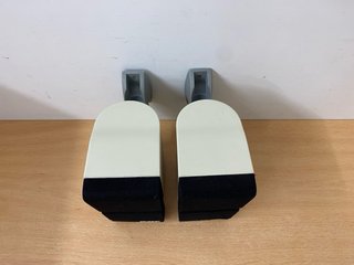 2 Altavoces Bose Doble Cubo con soportes pared