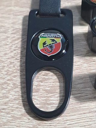 Tapones Válvula Abarth + Llavero