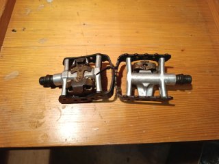 Pedales Shimano mixtos para bicicleta