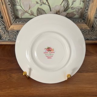Taza y plato Royal Albert porcelana inglesa