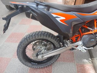 KTM 690 Enduro Gris/Naranja